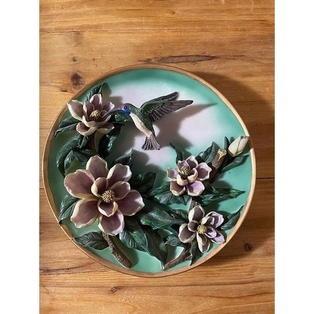Cadona 1999 3D Hummingbird Dish